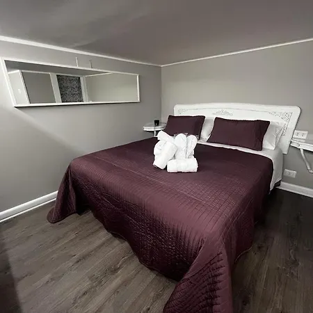 Leopardi House 3 Apartmán